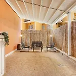 Daniel\'S Terrace Pamphili